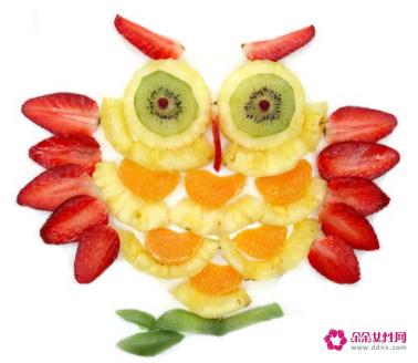 最简单漂亮的水果拼盘