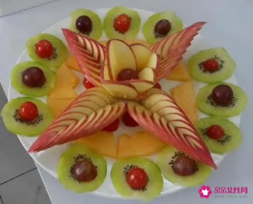 最简单漂亮的水果拼盘