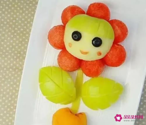 最简单漂亮的水果拼盘