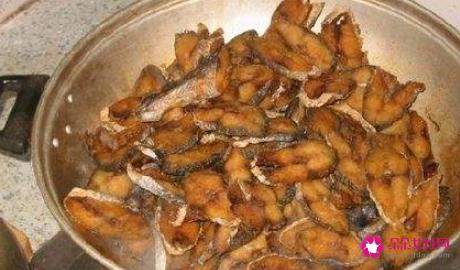 家庭怎样制作熏鱼
