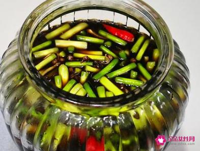 蒜苔的腌制方法 家常 正宗