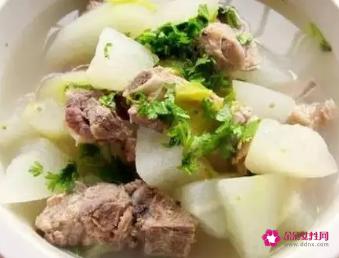 冬瓜排骨汤怎么炖好喝又营养