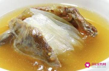 清炖鸽子汤的家常简单做法