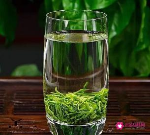 绿茶冲泡水温及时间