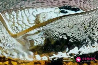 螃蟹不能和哪些食物一起食用