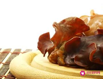 木耳隔夜还能吃吗