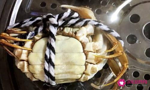 正确蒸螃蟹的方法图解