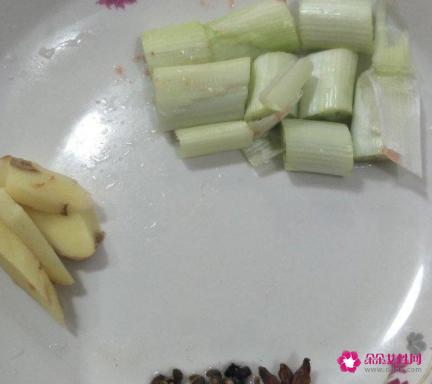 牛肉炖土豆怎么炖好吃又烂