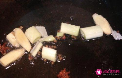 牛肉炖土豆怎么炖好吃又烂