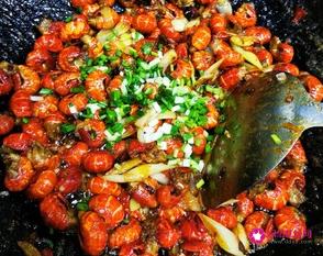 家常小龙虾尾简单做法