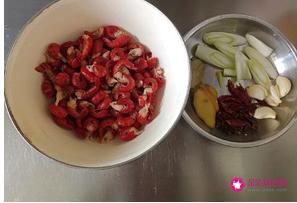 家常小龙虾尾简单做法