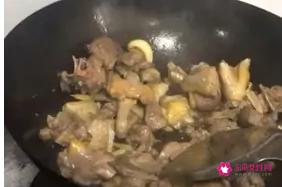 清炖鸭子的家常做法