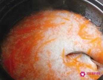 生滚牛肉蛋花粥的做法