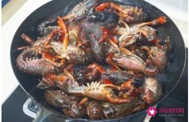 怎样做小龙虾好吃又简单的方式