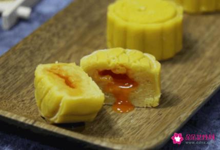 流心月饼做法
