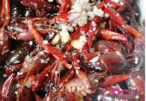 家常蒜蓉小龙虾简单做法