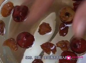 广东猴头菇煲汤的做法