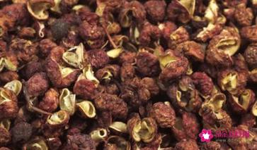 炖鸡汤最忌讳放三样东西