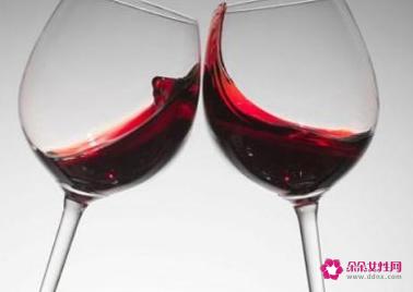 如何辩别红酒的品质