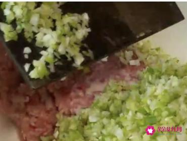 肉丸子的制作方法和配料
