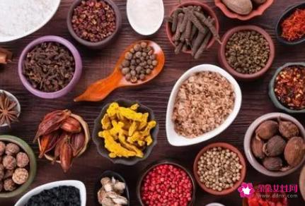 煮猪肉时要放哪些大料