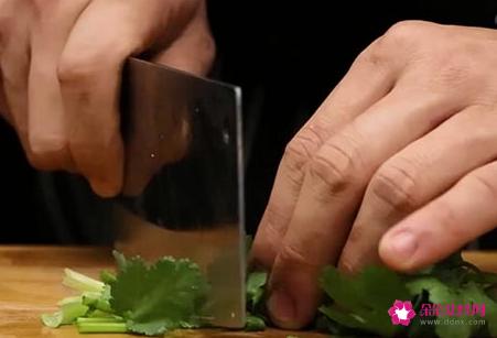 清蒸鸡肉的做法