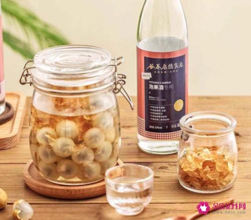 泡龙眼酒的正确制作方法