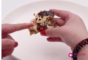 螃蟹吃法分解图