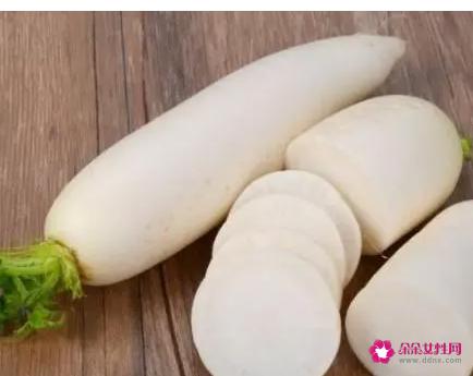 三种人不适合吃萝卜