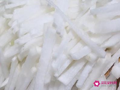 白萝卜汤的做法大全家常