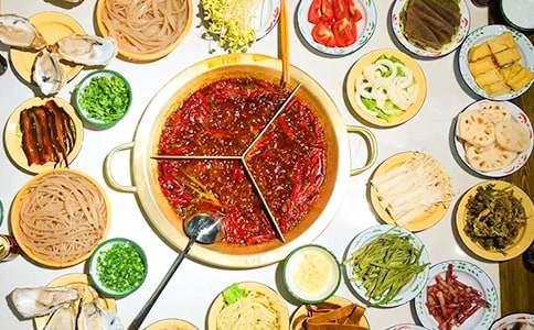 麻辣牛肉火锅的做法