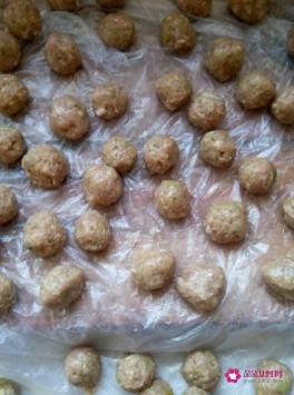 正宗猪肉丸子的配方窍门