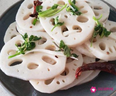 莲菜凉拌的做法