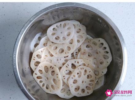 莲菜凉拌的做法