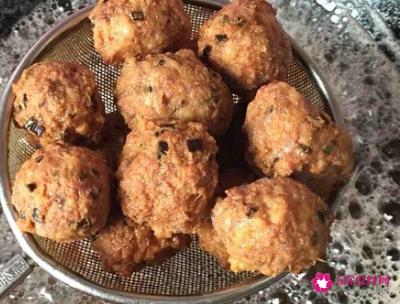 正宗炸猪肉丸子的配方