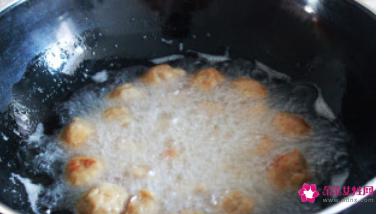 正宗炸猪肉丸子的配方