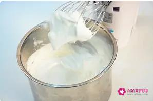 初学者做蛋糕需要些什么食材