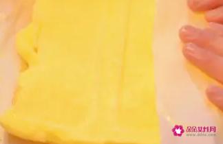 初学者做蛋糕需要些什么食材