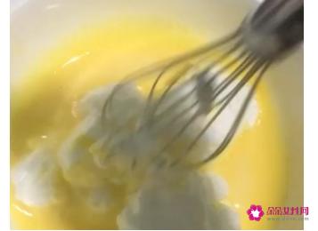 在家制作蛋糕的方法与步骤