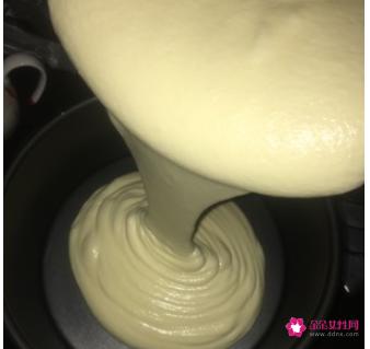 在家制作蛋糕的方法与步骤