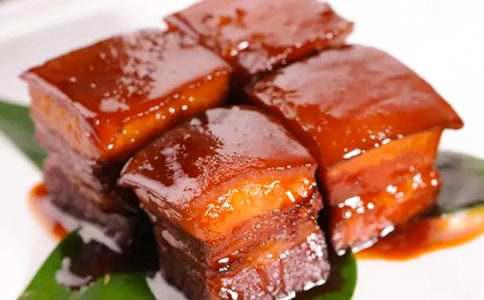 土豆红烧肉的家常做法