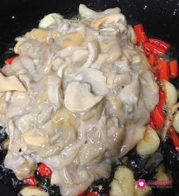 家常河蚌肉的做法