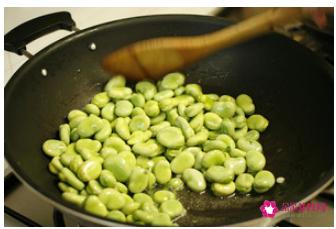 新鲜蚕豆的家常做法