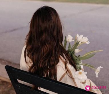 怎么夸女孩子漂亮的高情商句子