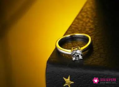十周年结婚纪念日送老婆什么礼物好
