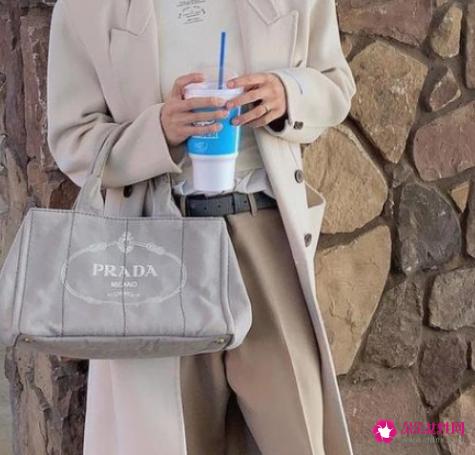 今年流行的时尚女装都是哪些