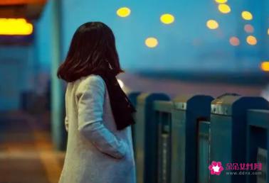 狠心绝情的女人是什么样子的