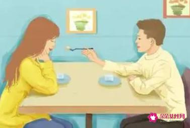 女人婚内出轨有几种表现