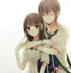 男生抱女生并蹭脖子