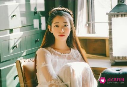 文静的女生的行为特点